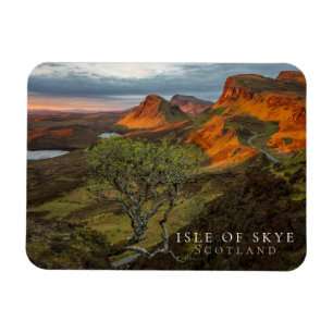 Sonnenaufgang in den Bergen von Quiraing auf Skye, Magnet