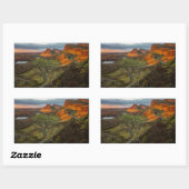 Sonnenaufgang in den Bergen von Quiraing auf Skye, Rechteckiger Aufkleber (Blatt)