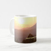Sonnenaufgang in den großen, rauchigen Bergen, Tas Kaffeetasse (Vorderseite Links)
