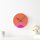 Sonnenaufgang Orange und Hot Pink Preppy Sunshine Runde Wanduhr (Zuhause)