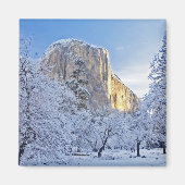 Sonnenaufgang trifft El Capitan durch Schnee Magnet (Vorne)