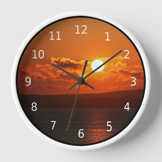 Sonnenaufgang über dem Meer in Cornwall, schwarze  Uhr (Vorderseite)