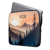 Sonnenaufgang über dem Mongramm der Berge Laptopschutzhülle (Vorderseite Links)