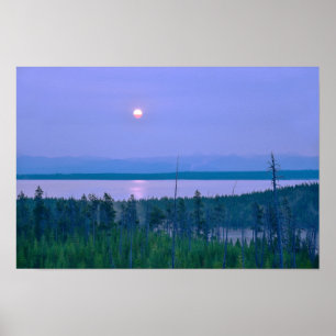 Sonnenaufgang über dem Yellowstone Lake Poster