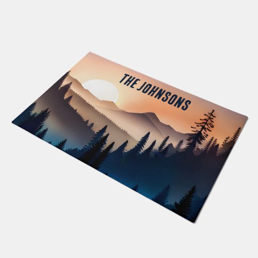 Sonnenaufgang über den Bergen Signatur Fußmatte (Schrägansicht)