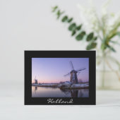 Sonnenaufgang über den Windmühlen schwarzer Text P Postkarte (Stehend Vorderseite)