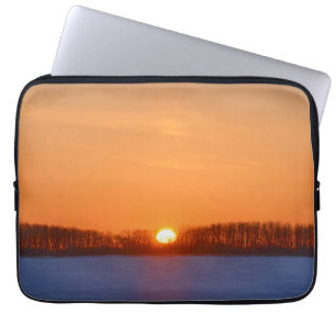 Sonnenaufgang über der Prärie Manitoba, Kanada Laptopschutzhülle