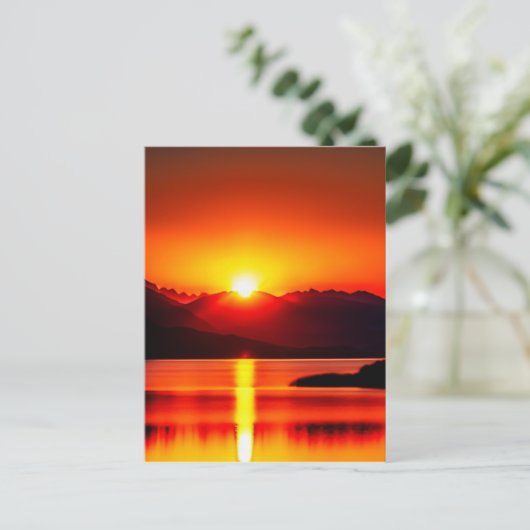 Sonnenaufgang über einem See Postkarte (Stehend Vorderseite)