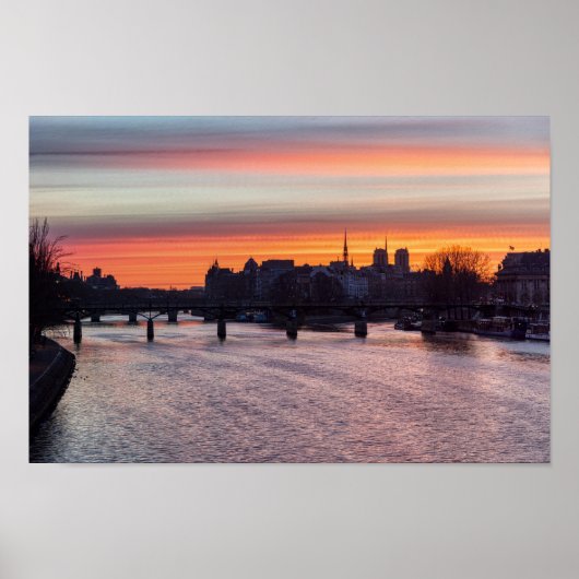 Sonnenaufgang über Ile de la Cite und Notre Dame - Poster (Vorne)