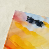 Sonnenaufgang über See und schneebedeckte Berge Strandtuch (Beispiel)