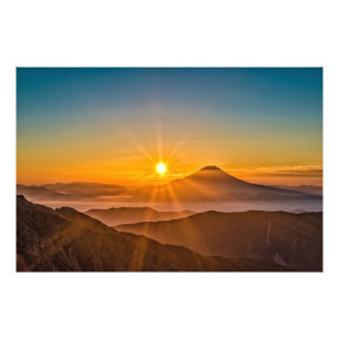 Sonnenaufgang zwischen den Hügeln Fotodruck