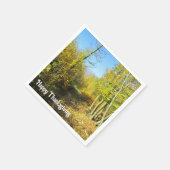 Sonnenbeleuchtete Wälder im Herbst - Personalisier Serviette (Ecke)