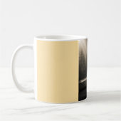 Sonnenbeschienene Margerite in Glas-Mug Kaffeetasse (Links)