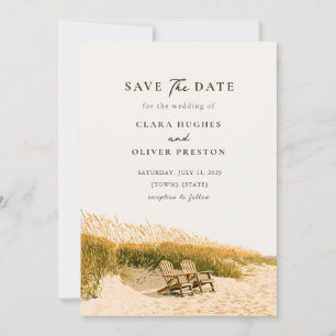 Sonnenbeschienener Sandweg mit Strandhafer an der Save The Date
