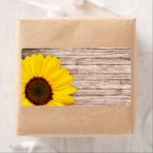 Sonnenblume auf rustikalem Stallholz (Insitu)