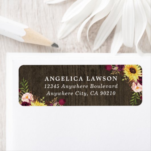 Sonnenblume Burgund Rote Rosen Rustikale Holzhochz (Insitu)