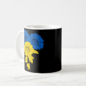 Sonnenblume für den Frieden in der ukrainischen Fl Kaffeetasse (Vorderseite Links)