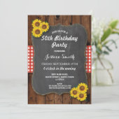 Sonnenblume Geburtstagsparty Rustic Wood Chalk Ein Einladung (Stehend Vorderseite)