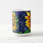 Sonnenblume in der nächtgelben blauen Blume Kaffeetasse (Mittel)
