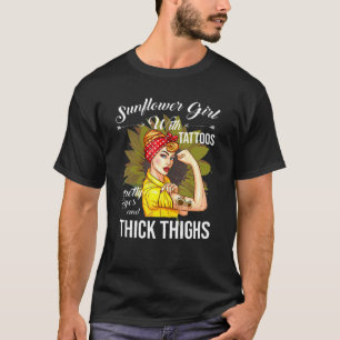 Sonnenblume Mädchen mit Hübschen Augen Tattoos dic T-Shirt