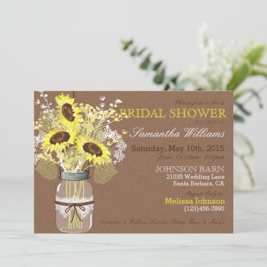 Sonnenblume Mason Jar Burlap Rustikales Brautparty Einladung (Stehend Vorderseite)