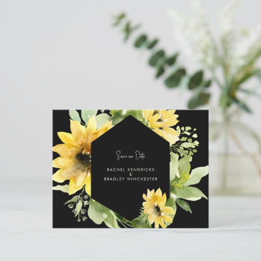 Sonnenblume Rettete unser Datum Schwarze Hochzeit Ankündigungspostkarte (Stehend Vorderseite)