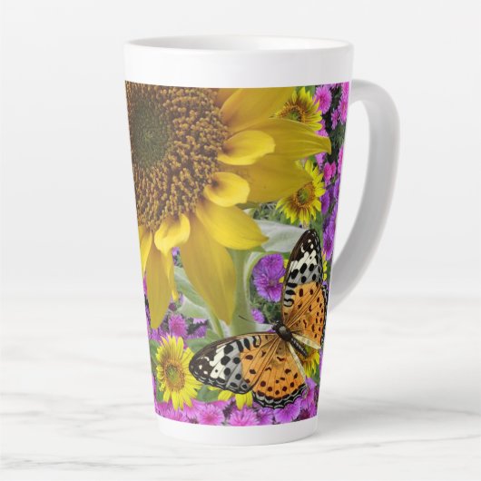 Sonnenblume Schmetterling Latte Tasse (Rechte Ecke)