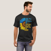 Sonnenblume Ukraine Flag stecken diese Samen in Ih T-Shirt (Vorne ganz)