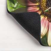 Sonnenblume und die grüne Biene Mousepad (Ecke)