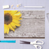 Sonnenblumen auf einem Holztisch Seidenpapier (Handwerk)