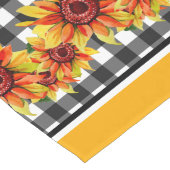 Sonnenblumen auf schwarzem Gingham Großer Tischläufer (Ecke)
