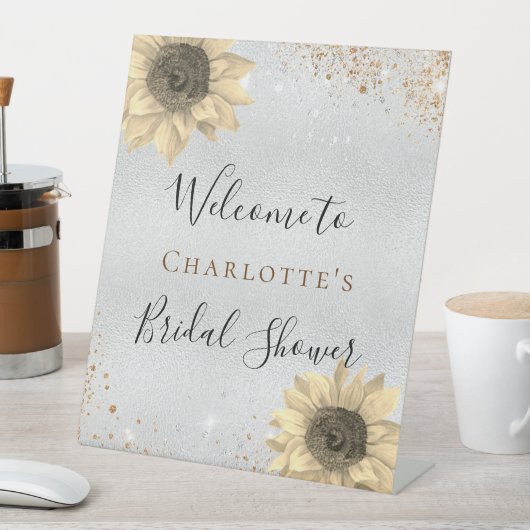 Sonnenblumen aus Brautparty Silbergolden Sockelschild (In Situ)