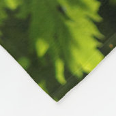 Sonnenblumen-Blätter im Wald Fleecedecke (Ecke)