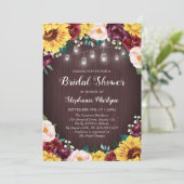 Sonnenblumen Brautparty Mason Jars Burgundy Einladung (Stehend Vorderseite)