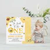 Sonnenblumen gelten als erster Bienentag Einladung (Stehend Vorderseite)