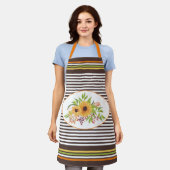 Sonnenblumen, Herbstlaub, Beeren und Streifen Schürze (Getragen)