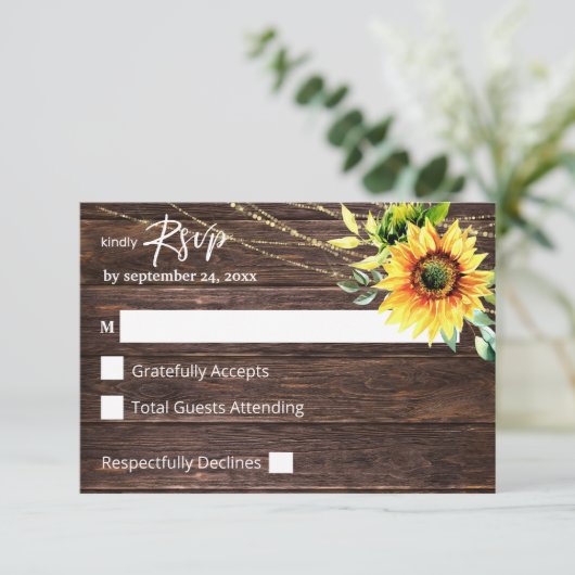 Sonnenblumen, Holz und Streichleuchten auf der RSV RSVP Karte (Stehend Vorderseite)