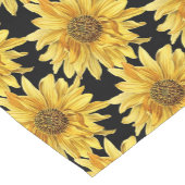 Sonnenblumen im schwarzen Hintergrund Kurzer Tischläufer (Ecke)