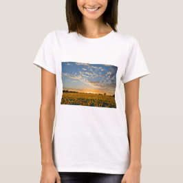 Sonnenblumen im Sonnenuntergang T-Shirt