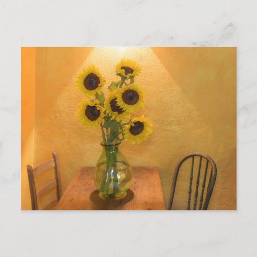 Sonnenblumen in Vase auf Tabelle 2 Postkarte (Vorderseite)