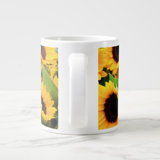 Sonnenblumen Jumbo-Tasse (Rückseite)