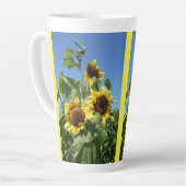 Sonnenblumen mit Blue Sky Latte Tasse (Linke Ecke)