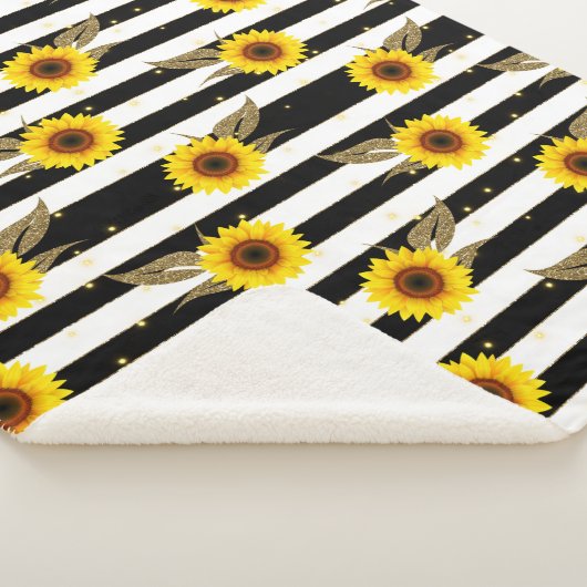 Sonnenblumen mit schwarzen und weißen horizontalen sherpadecke (3/4)