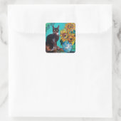 SONNENBLUMEN MIT SCHWARZER KATZE IN BLAUEM TURQUOI QUADRATISCHER AUFKLEBER (Tasche)
