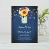 Sonnenblumen Navy Blue Mason Jar Lights Hochzeit Einladung (Stehend Vorderseite)