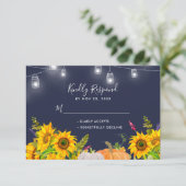 Sonnenblumen Pumpkin String Lights Rustische Hochz RSVP Karte (Stehend Vorderseite)