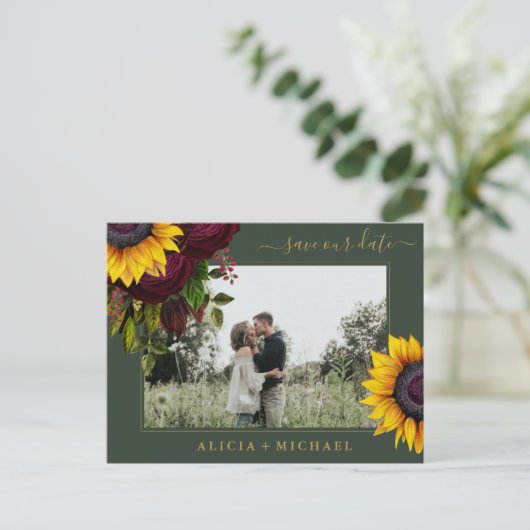 Sonnenblumen Rose rustikale Skript rett Datum Hoch Ankündigungspostkarte (Stehend Vorderseite)