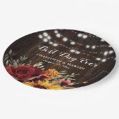 Sonnenblumen Rote Rose Rustikale Landwaldhochzeit Pappteller (Schrägansicht)