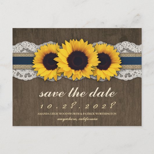 Sonnenblumen Rustikaler Blauer Burlap Save the Dat Ankündigungspostkarte (Vorderseite)