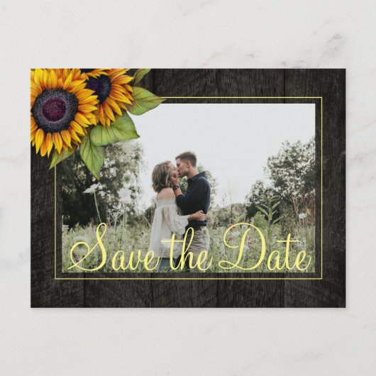 Sonnenblumen rustikales Stallholz Save the Date Ho Ankündigungspostkarte (Vorderseite)